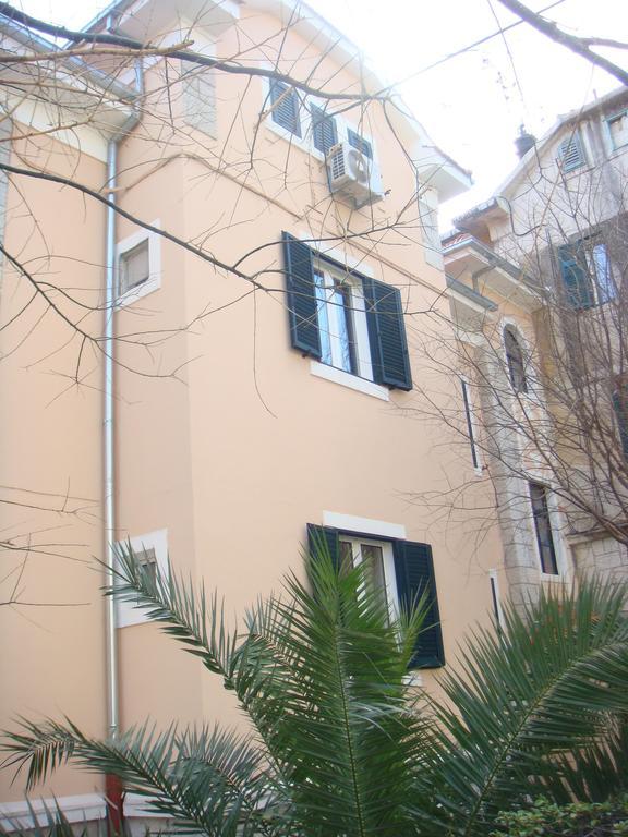 Charming Center Apartment Сплит Номер фото